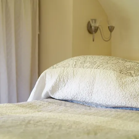 Bed & Breakfast The Old Manse 4*