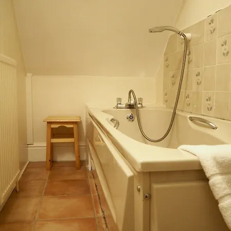 The Old Manse Pickering