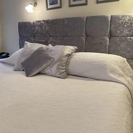 The Old Manse Nocleg ze śniadaniem 4*