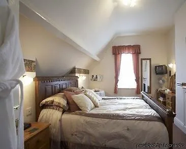 The Old Manse Bed and Breakfast Pickering