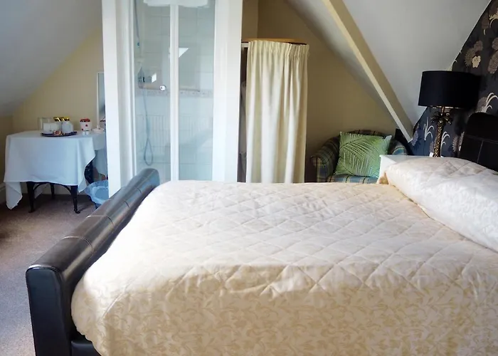 Nocleg ze śniadaniem The Old Manse 4*