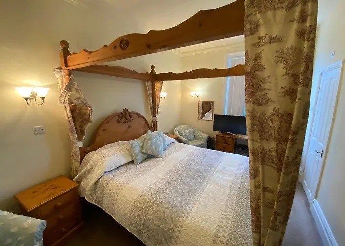 The Old Manse 4* Pickering