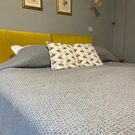 The Old Manse Bed & Breakfast