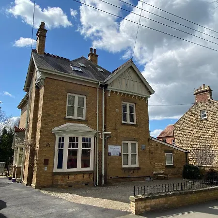 The Old Manse Bed & Breakfast Pickering